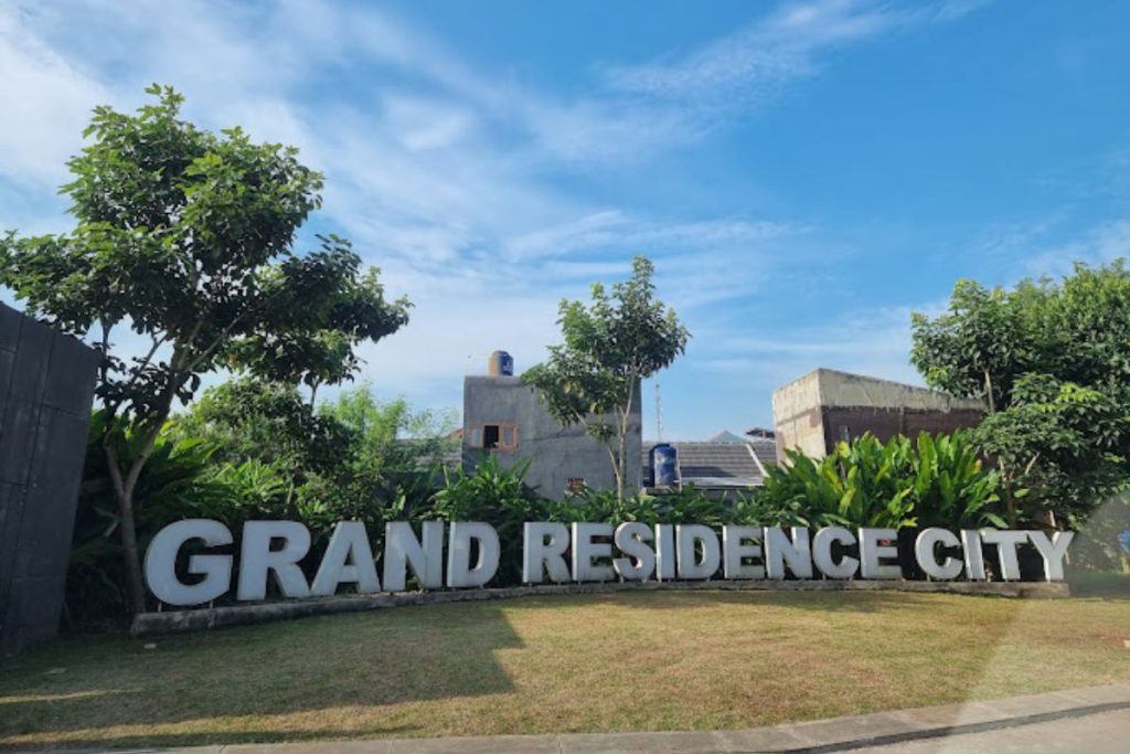 Grand Residence Property
